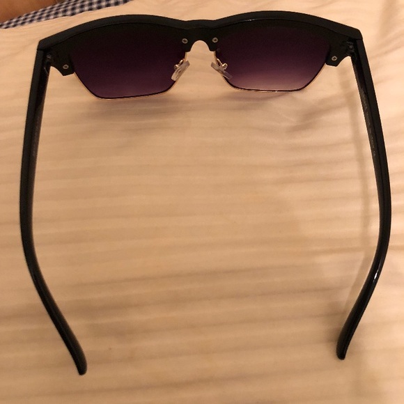 Meet the Posher Other - Meet your Posher, Excellent